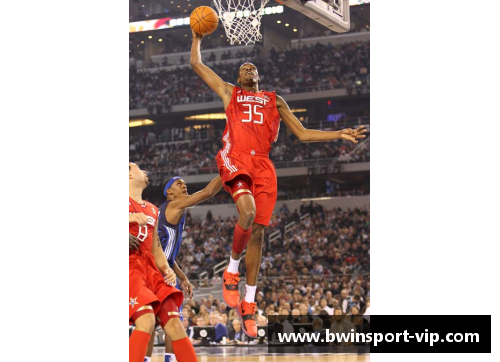 NBA明星们飞身暴扣，蓝框高度竞逐天花板